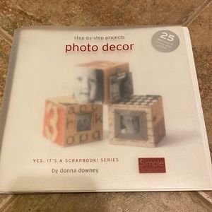 Ck Media Simple Scrapbooks,‎ Step-by-Step Photo Decor book